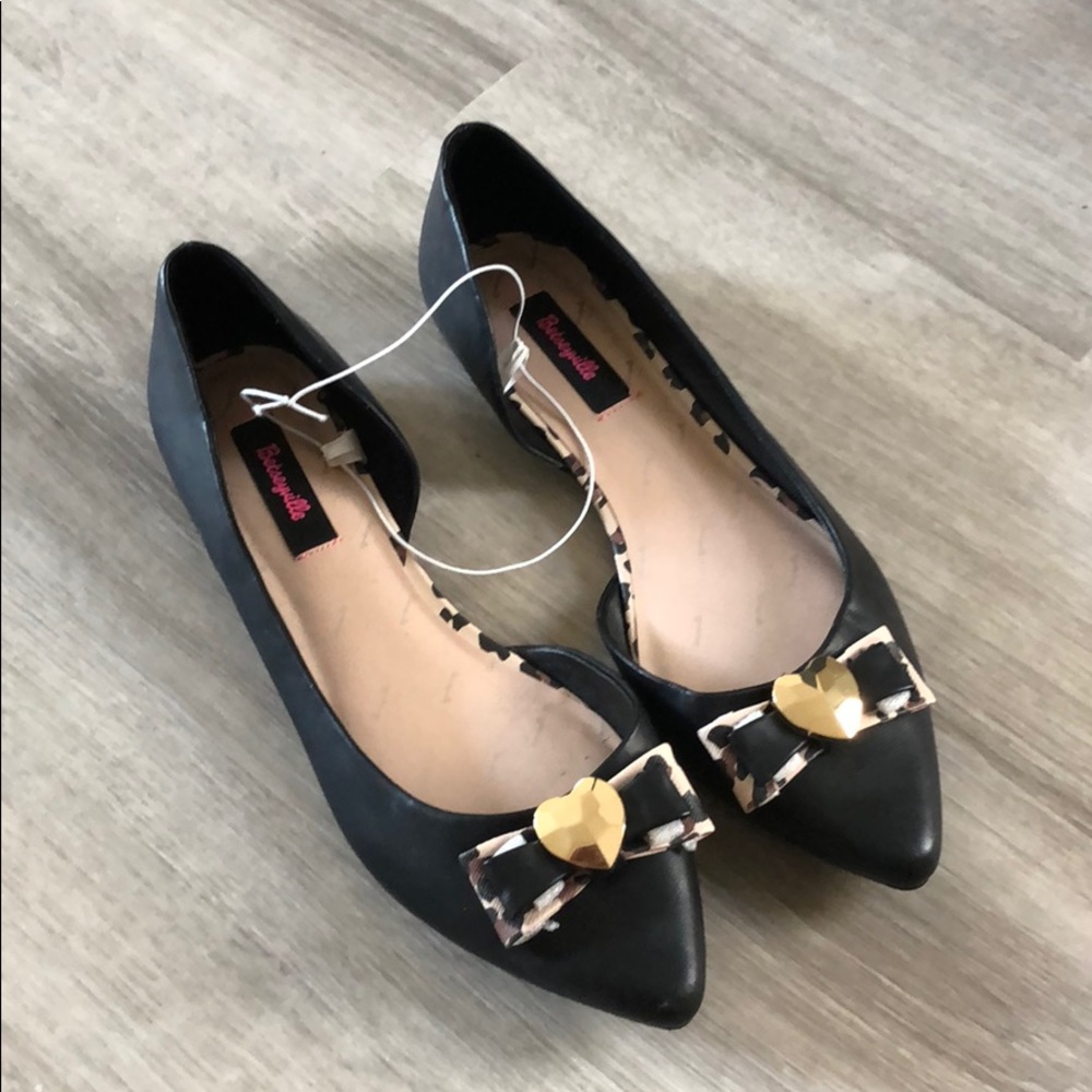 Betsey Johnson Betseyville flats